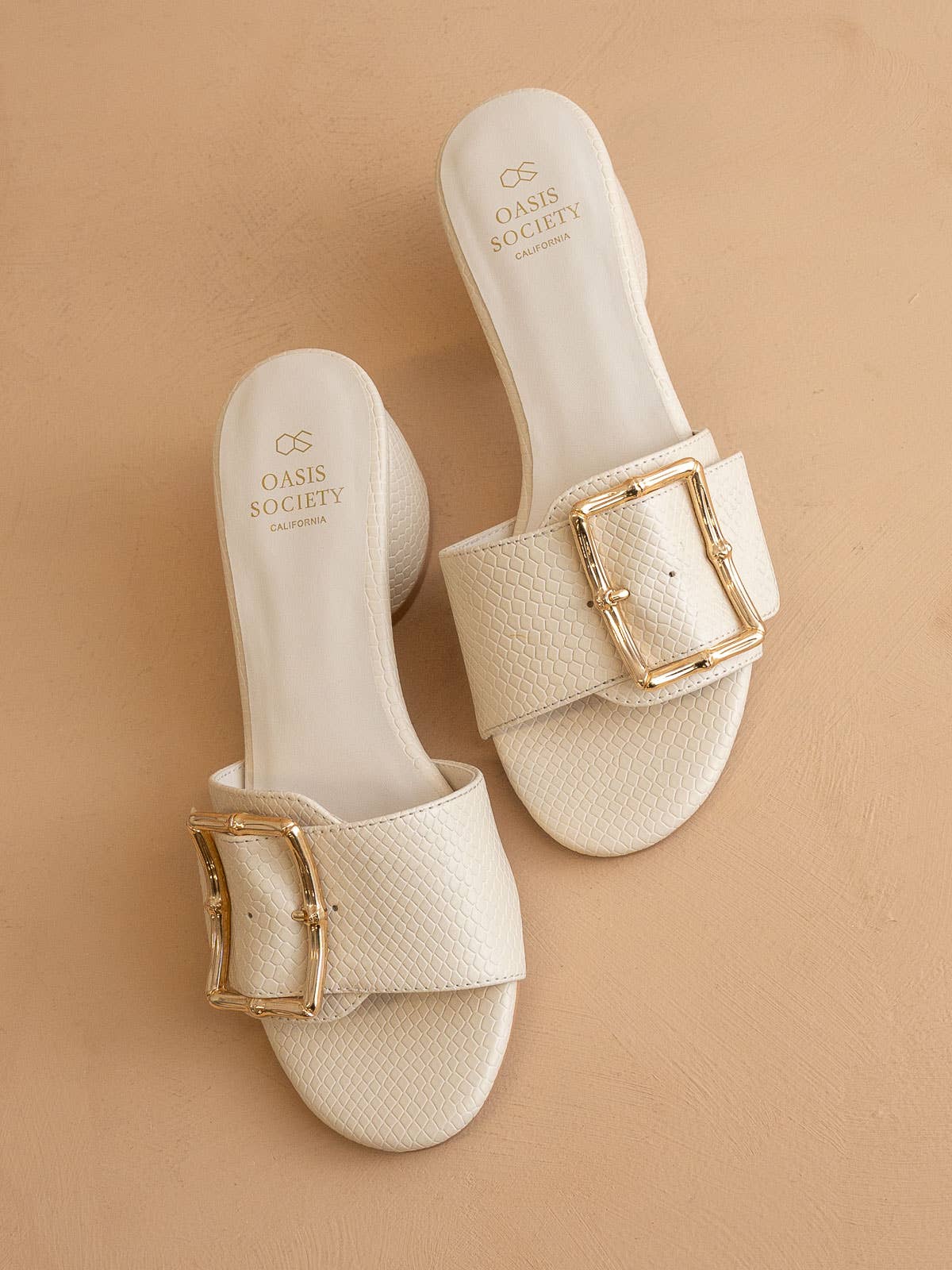The Tucson Beige | Low Heel with Bamboo Buckle