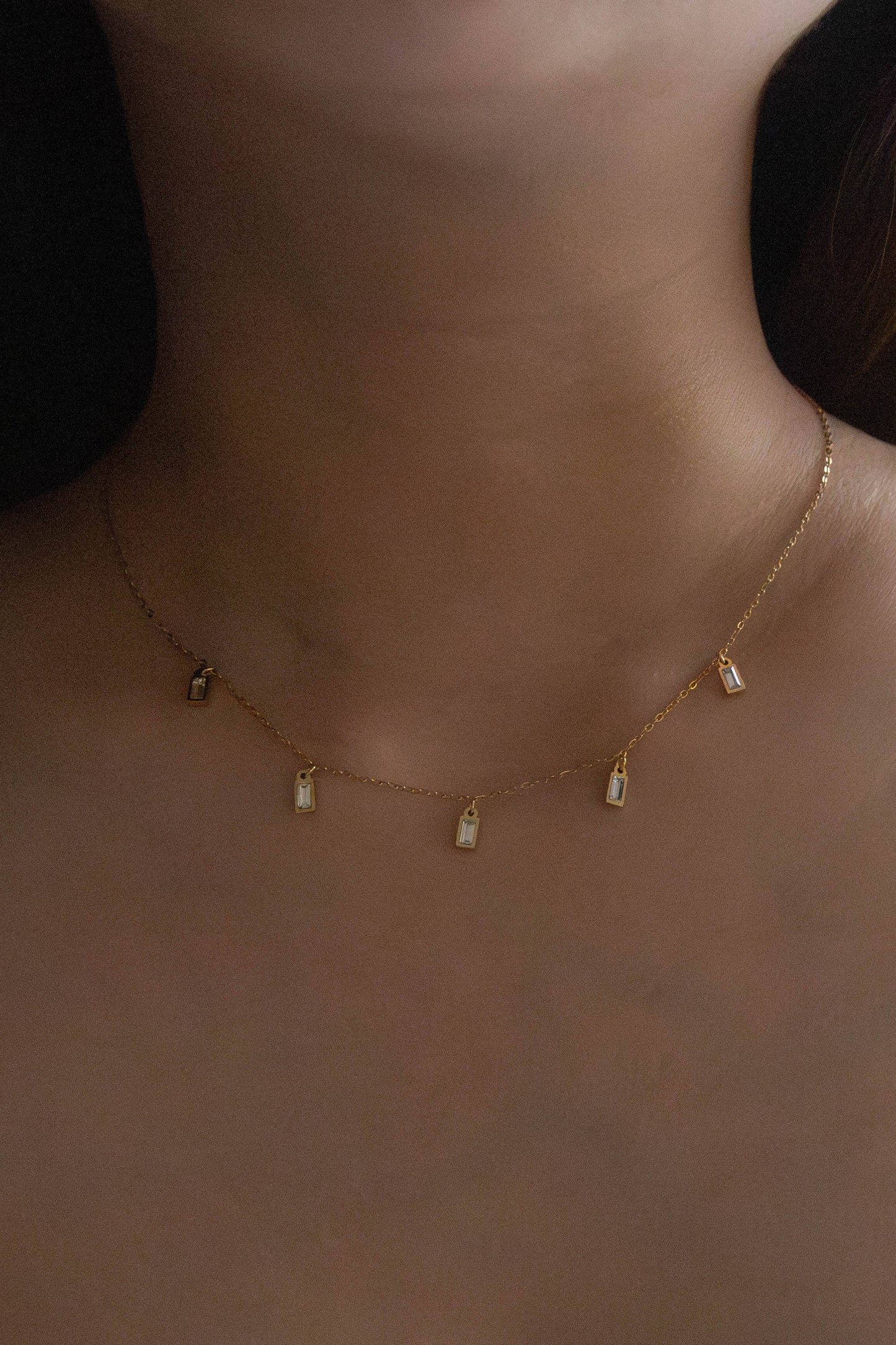 Minimal Rectangle Rhinestone Necklace | Gold
