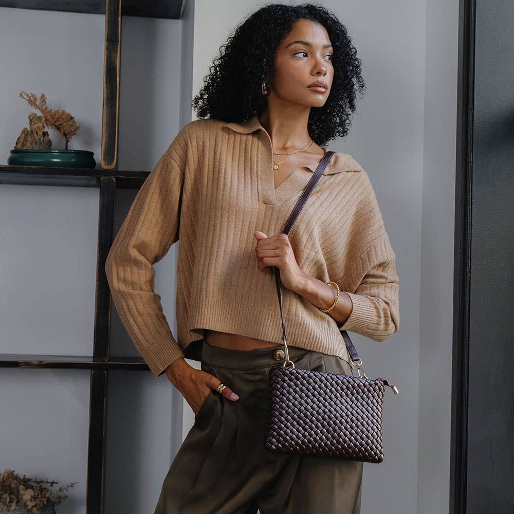 Daisy Black Crossbody Bag