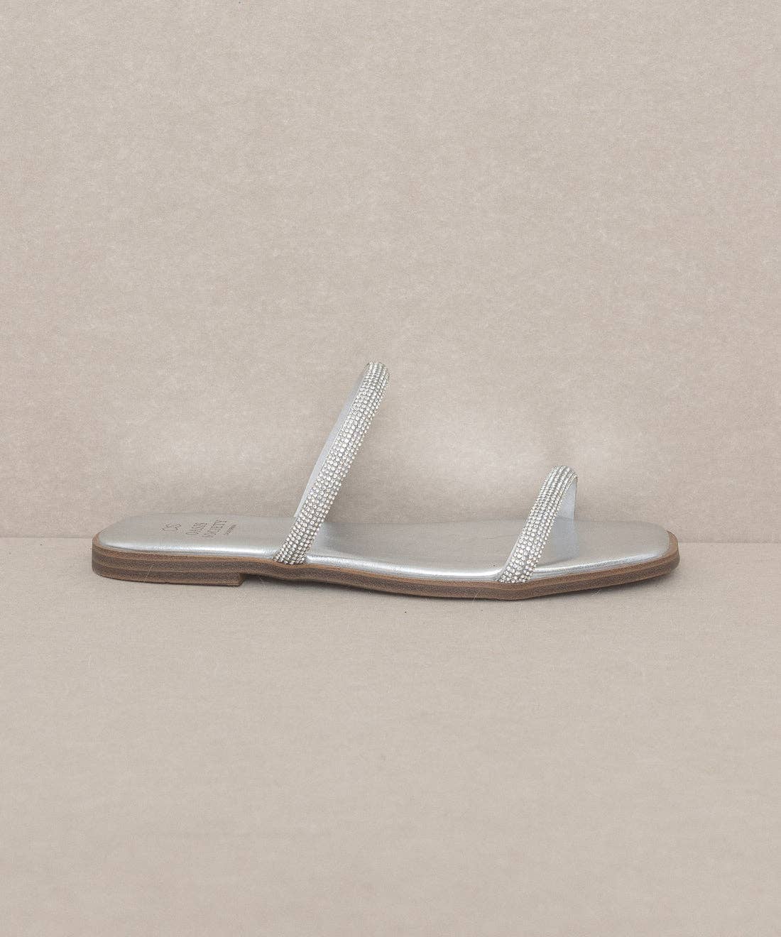 The Lucy Metallic Silver | Satin Lined Rhinestone Strappy