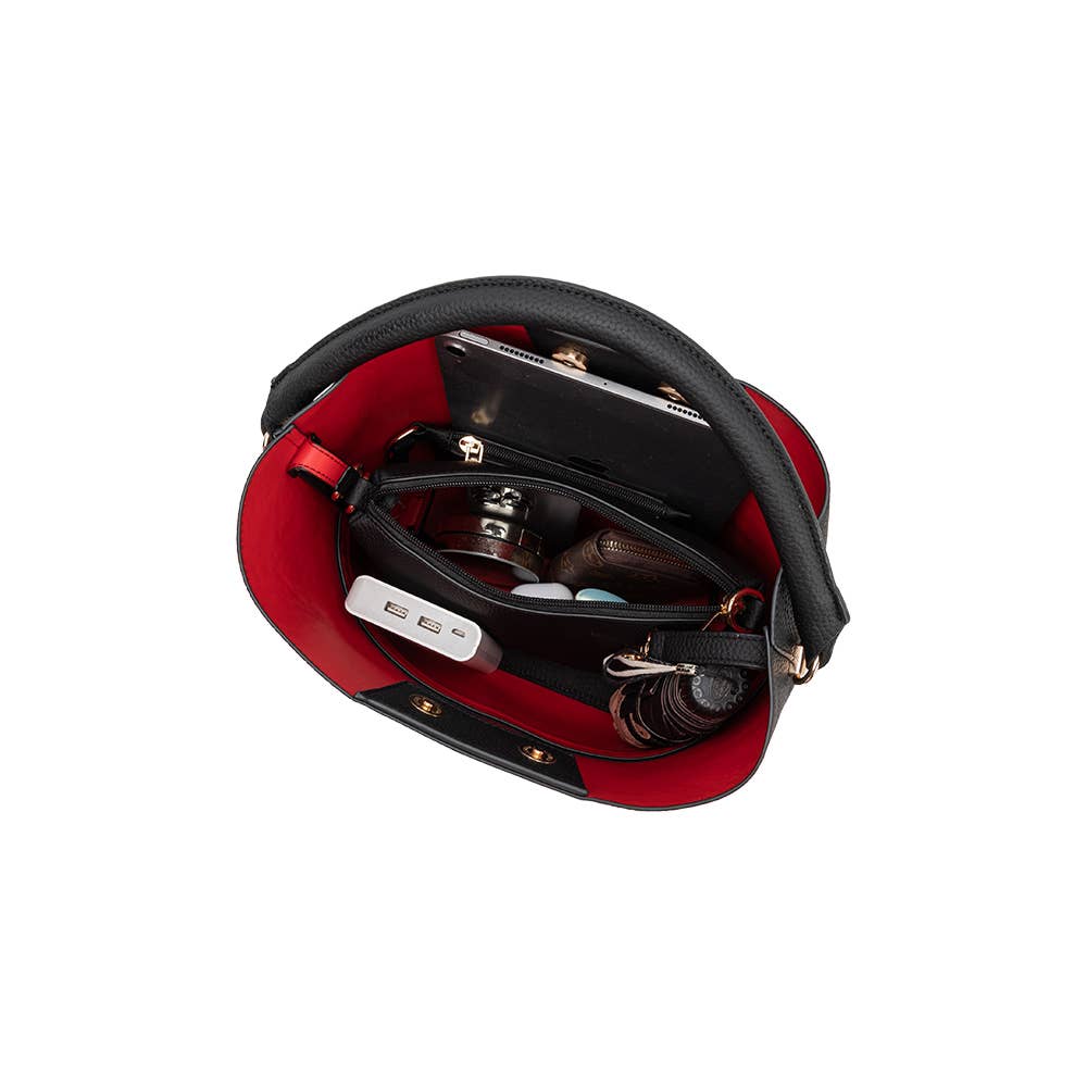 Karianna Black Crossbody Bag