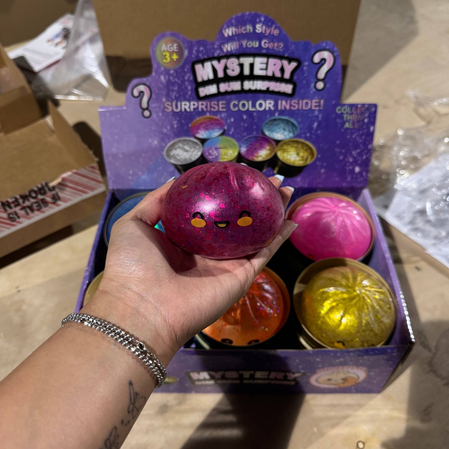 Mystery Wrapped Light Up Orby Dumpling
