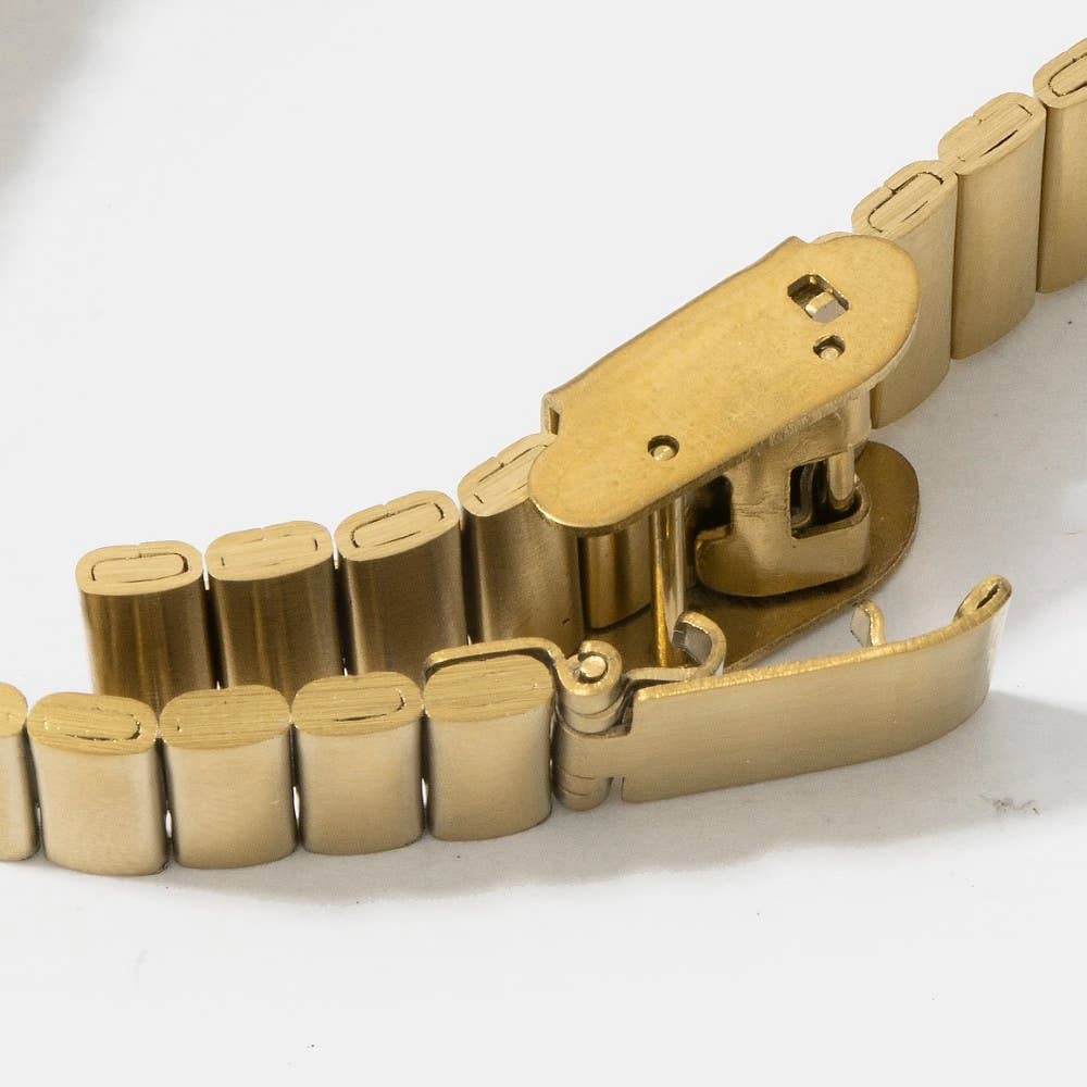 Ribbed Cushion Metallic Band Minimalist Rectangle Watch