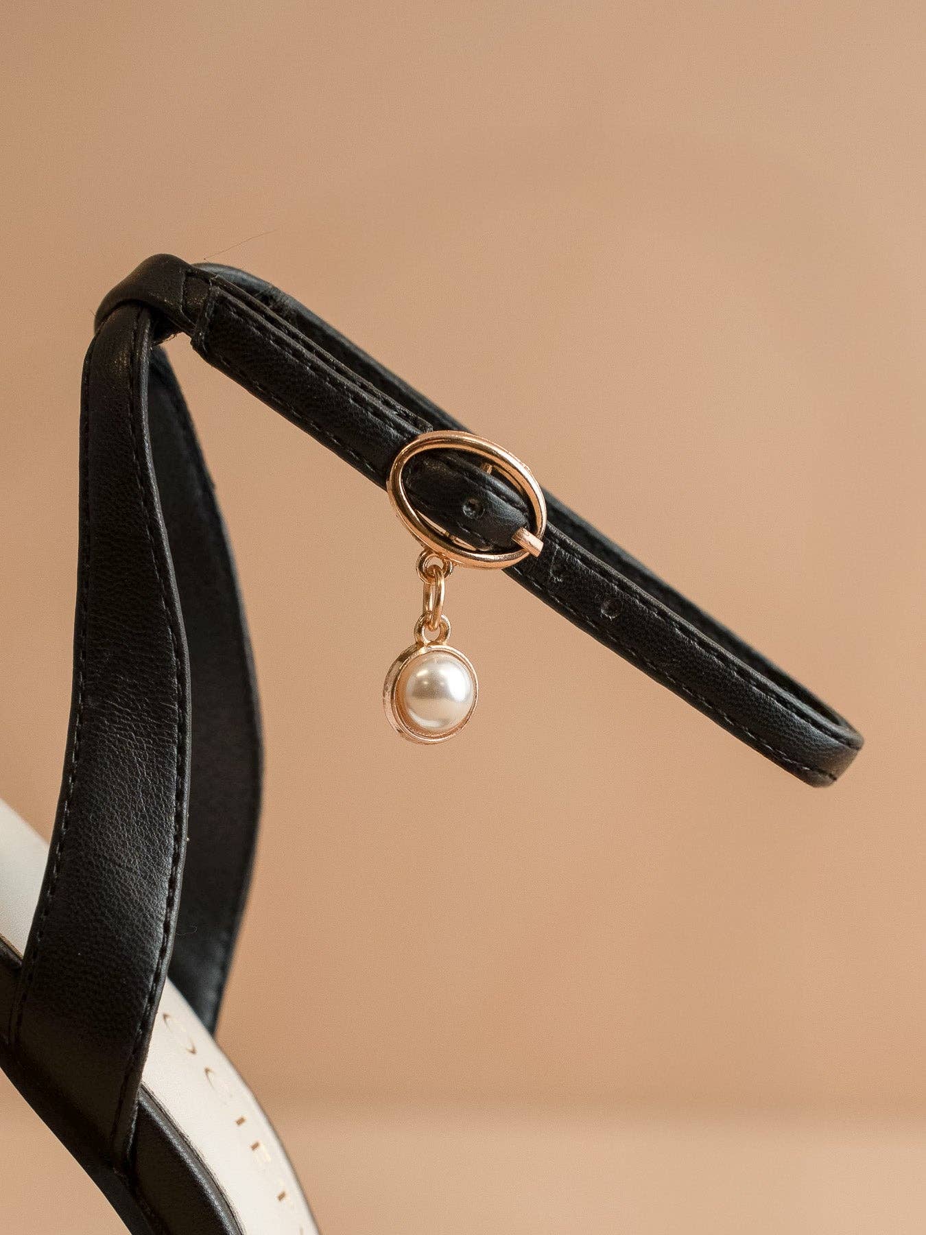 The Princess | Black Tweed Heel