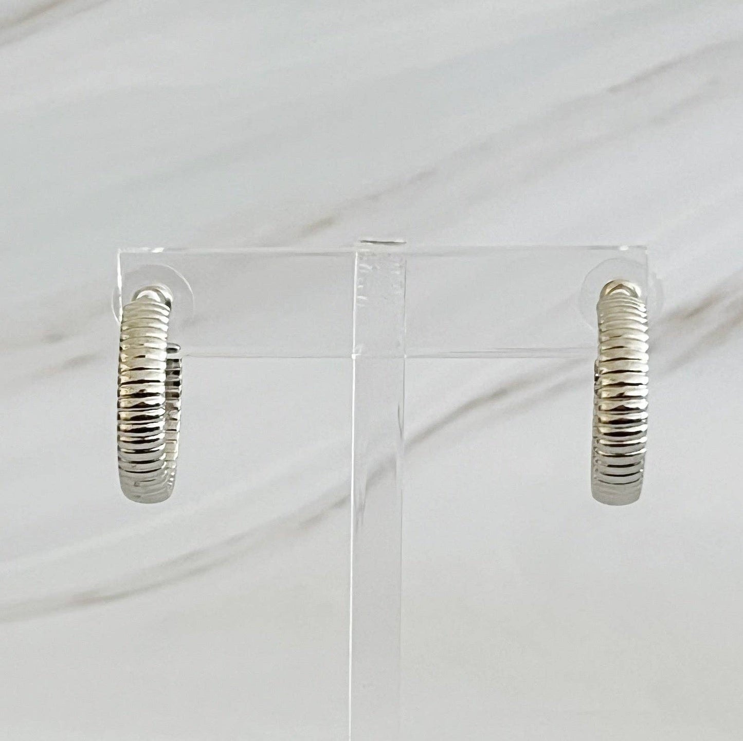 Small Lux Cabled Hoop Earrings