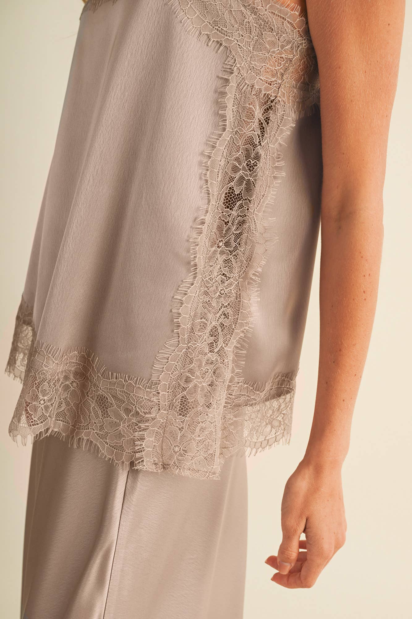 Amalie Scallop-Lace Trim Cami