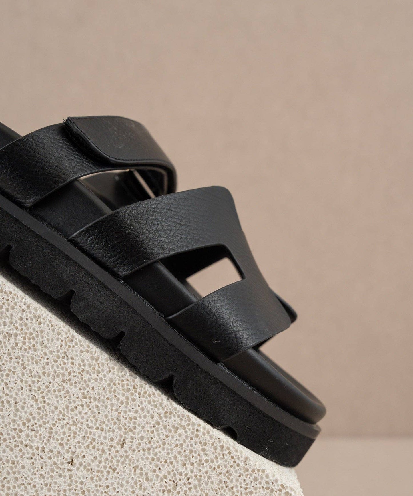 The Nicole Sandal | Black