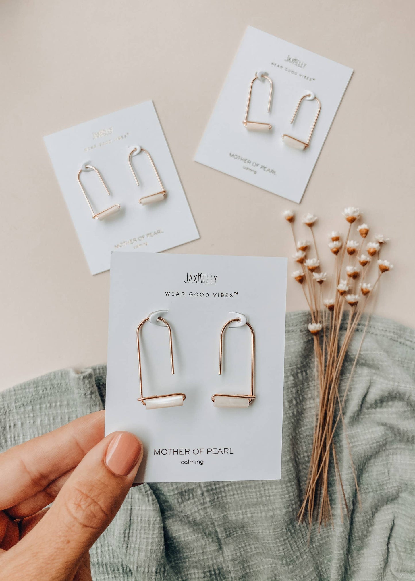 Mother of Pearl Drop Earring