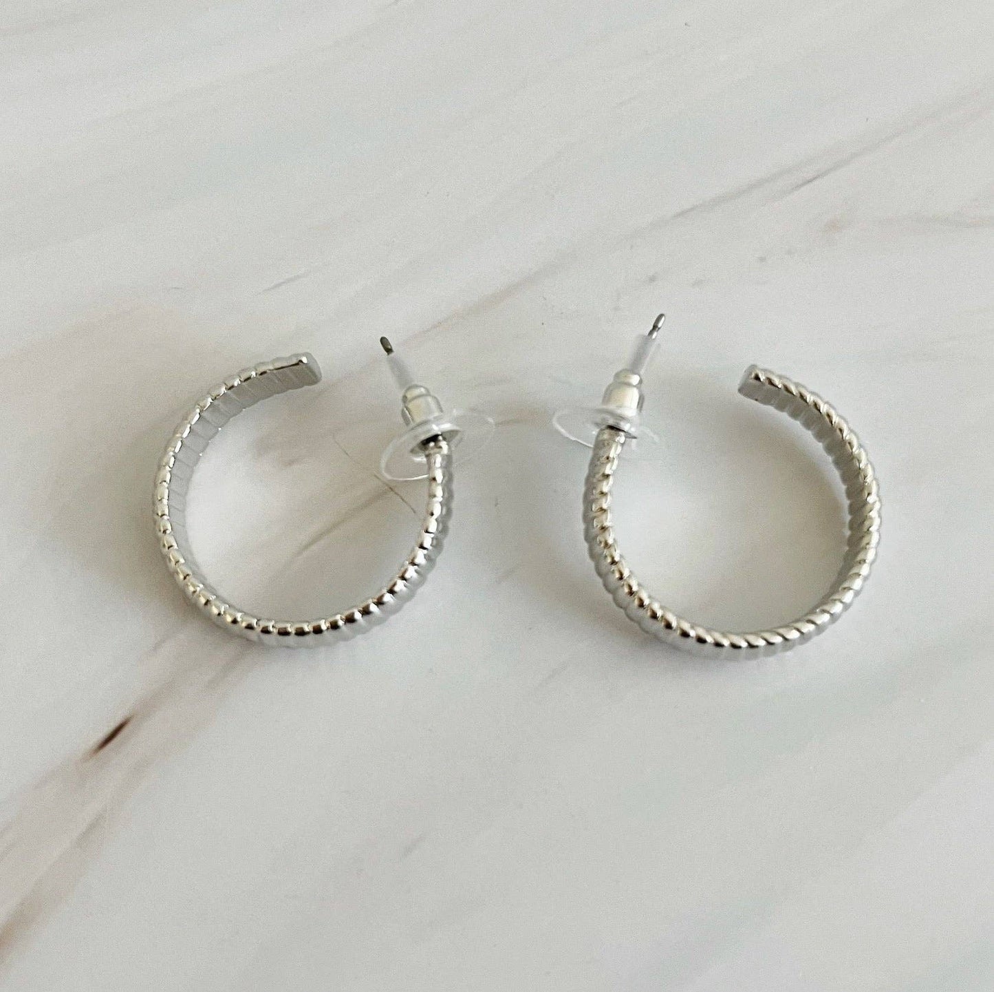 Small Lux Cabled Hoop Earrings