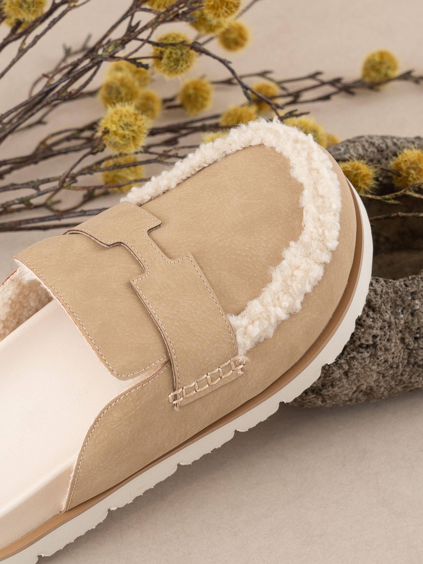 The Avalon | Khaki Suede Shearling Loafer