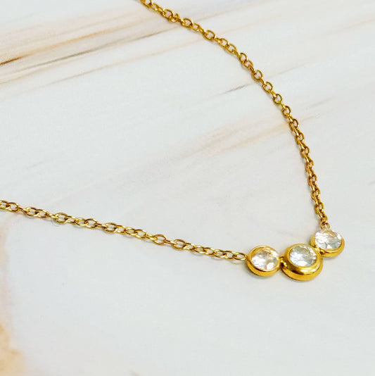 Minimalist Three Stones Necklace