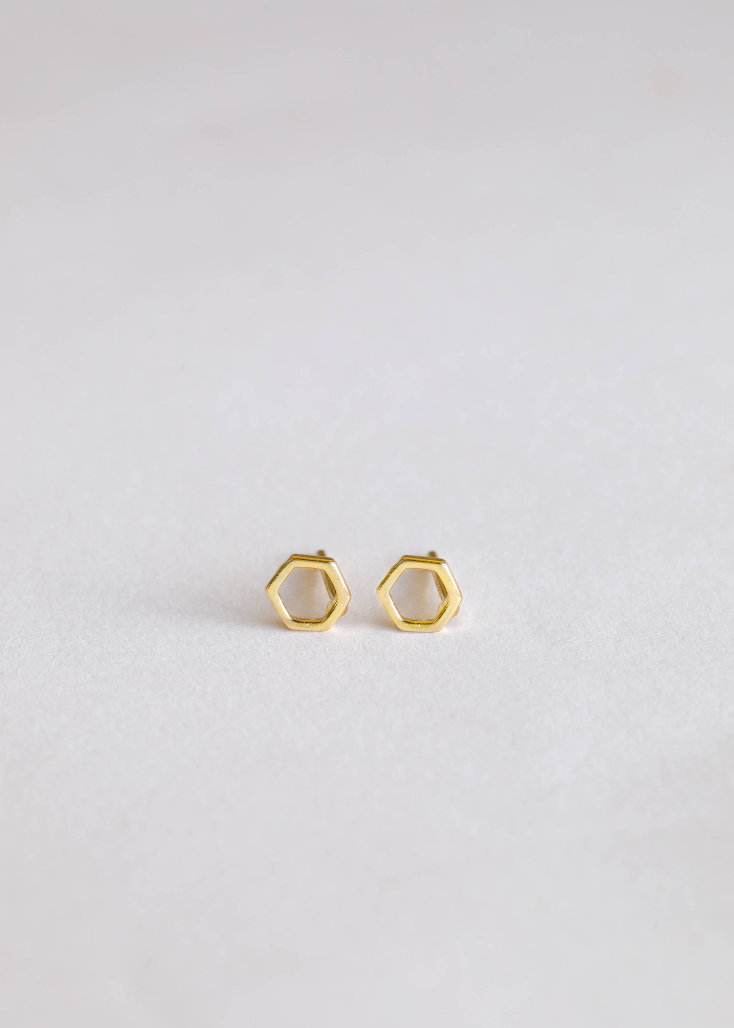 Minimalist Hexagon - Earring