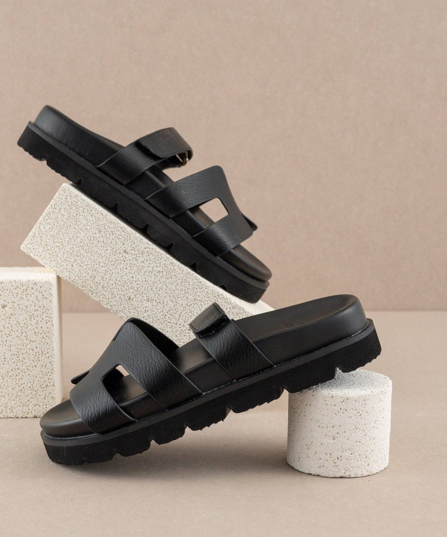 The Nicole Sandal | Black