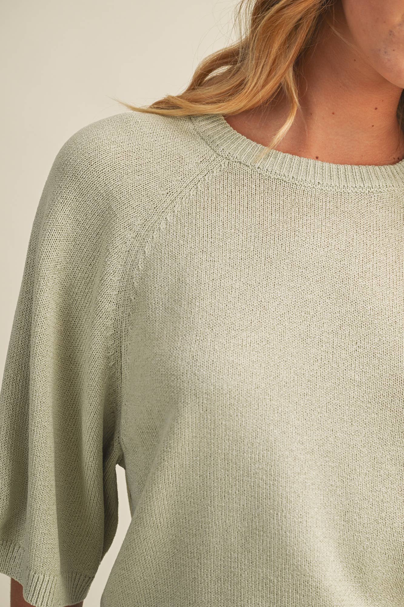 Blakely Raglan Sleeve Pullover