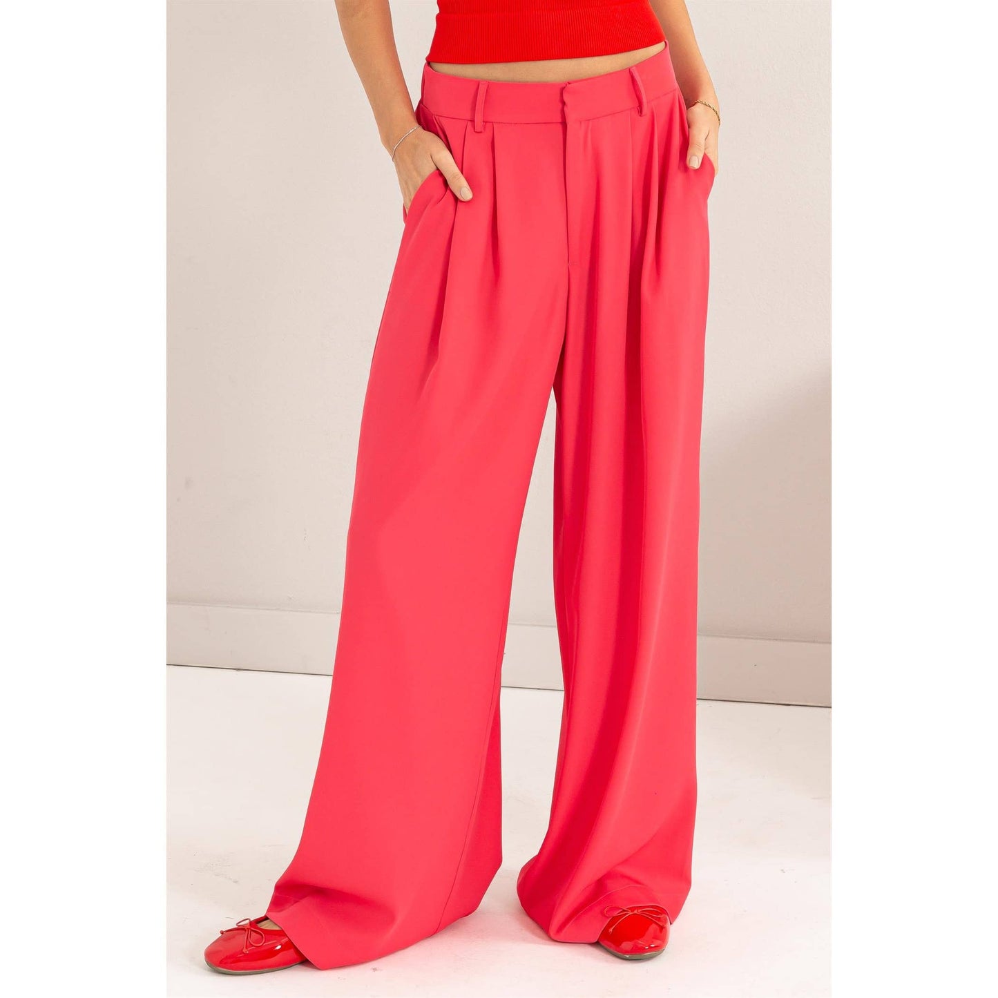 Shari High-Waist Pleated Pants