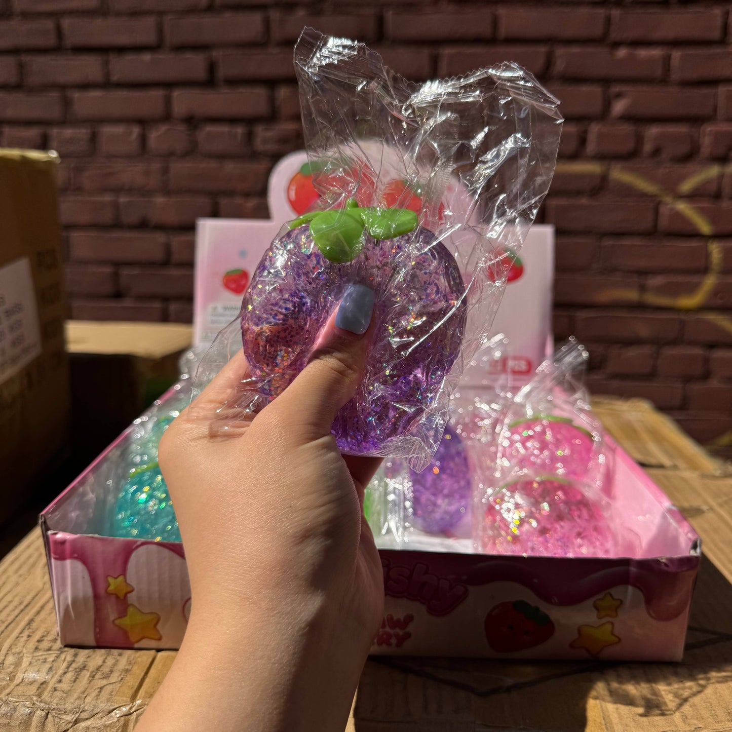 Sugar Squeeze Glitter Strawberry